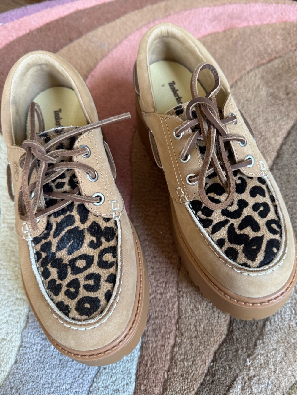 Timberland Tan Suede Boat Shoes with Leopard Print Vamp size 7 - Picture 2 of 12